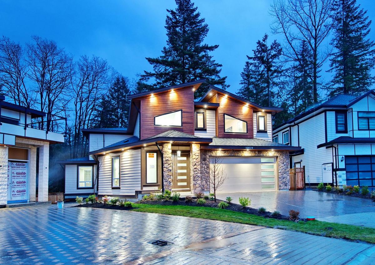 Custom home at dusk